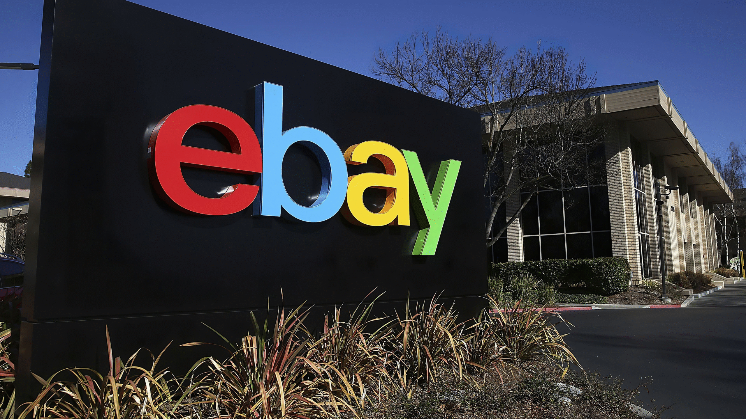 eBay Rejeita Oferta Bilionária da GameStop para Aquisição